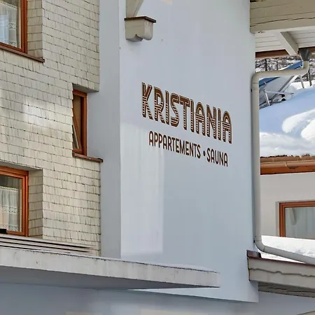 Kristiania アパート